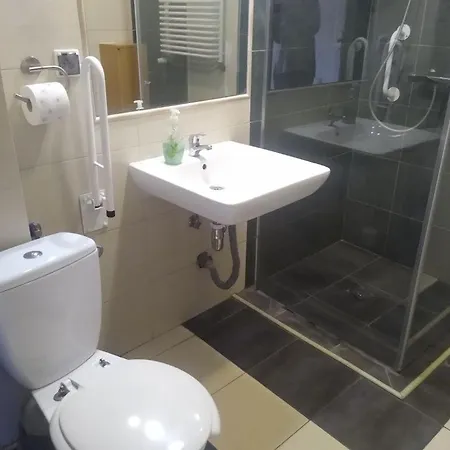 Eljan-centrum Noclegowe 여관 올슈틴